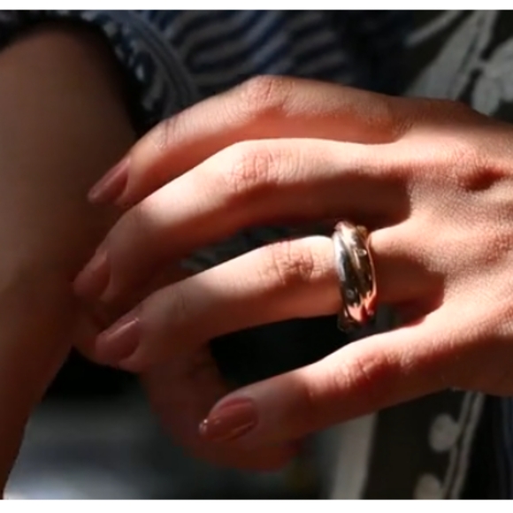 SOLD IN OUR STORE 18K CARTIER Tri Color Diamond Trinity Ring - Picture 7 of 7